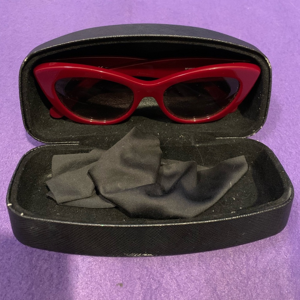 Ferragamo Cat-Eye Sunglasses